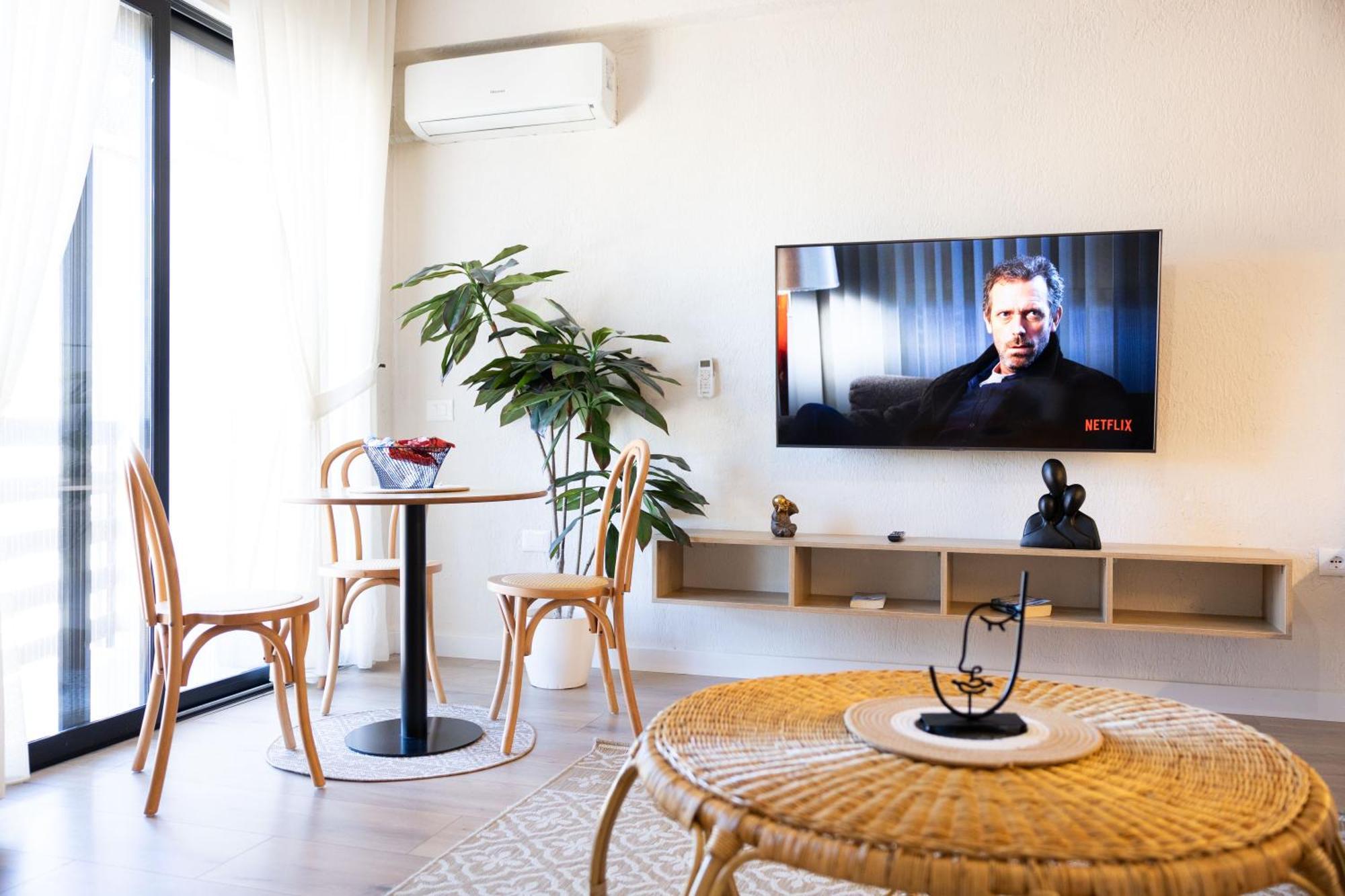 Boho Central Apartment Tirana Exteriör bild